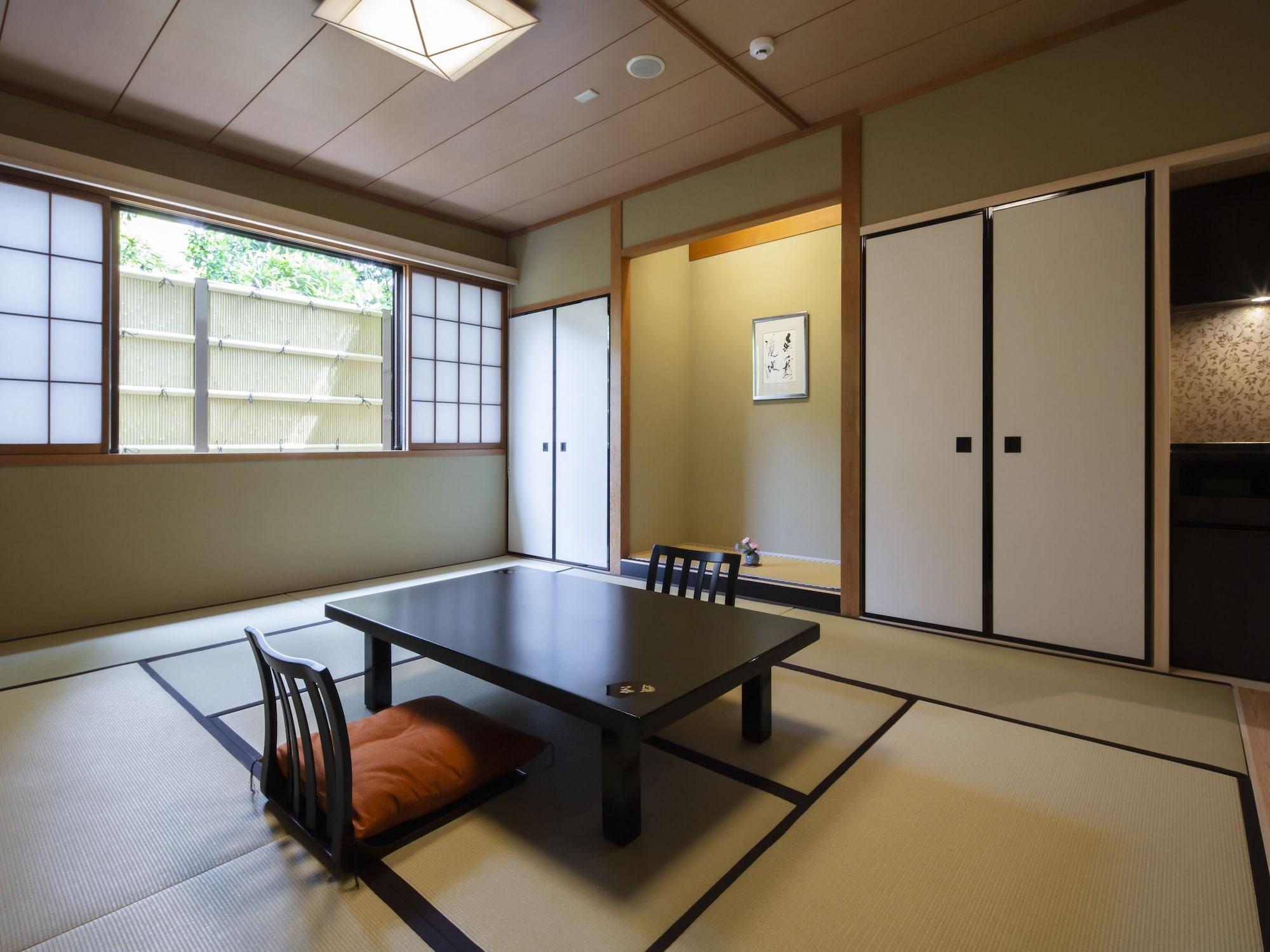 Gion Ryokan Karaku Kyoto Exterior photo
