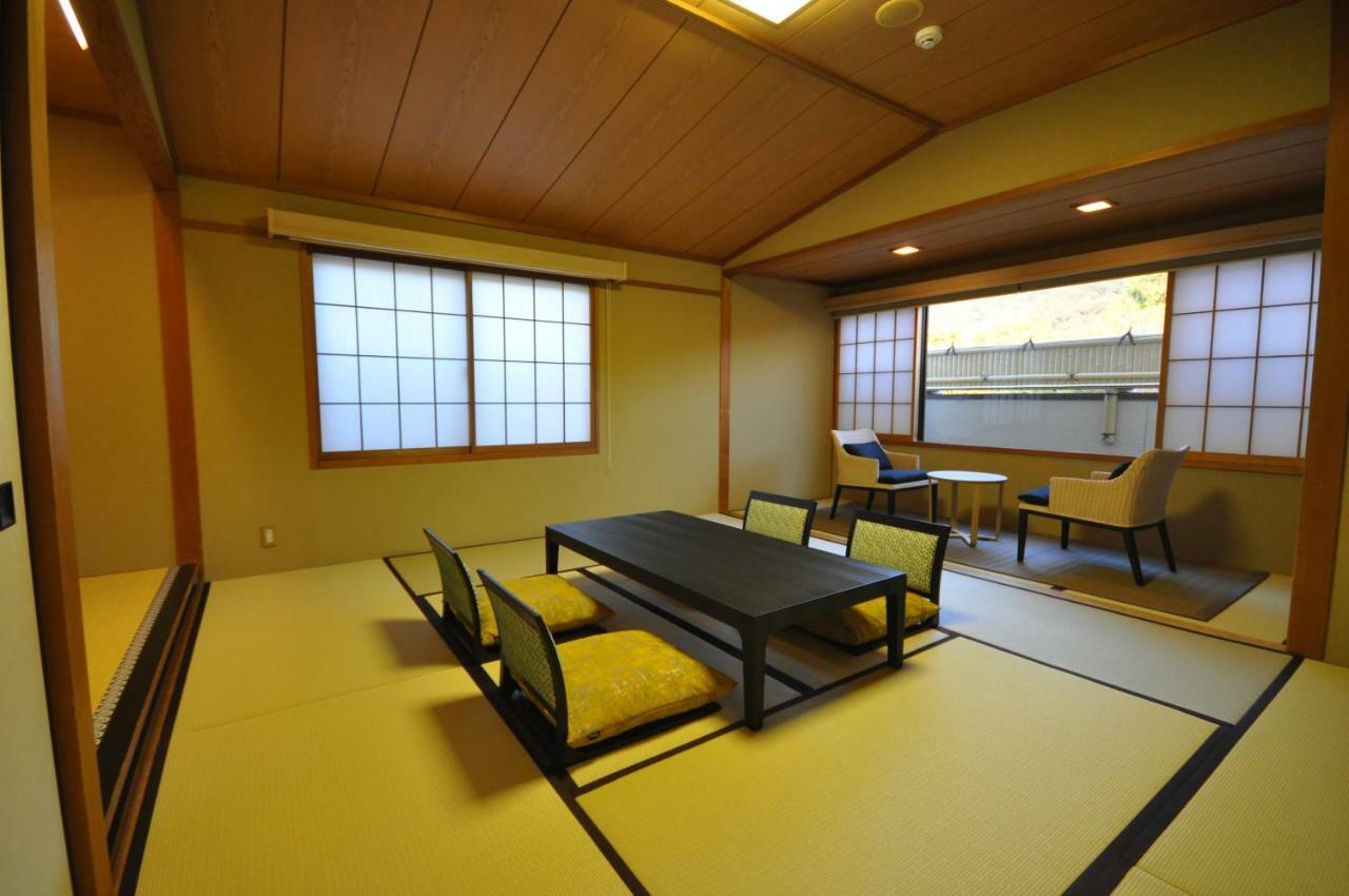 Gion Ryokan Karaku Kyoto Exterior photo